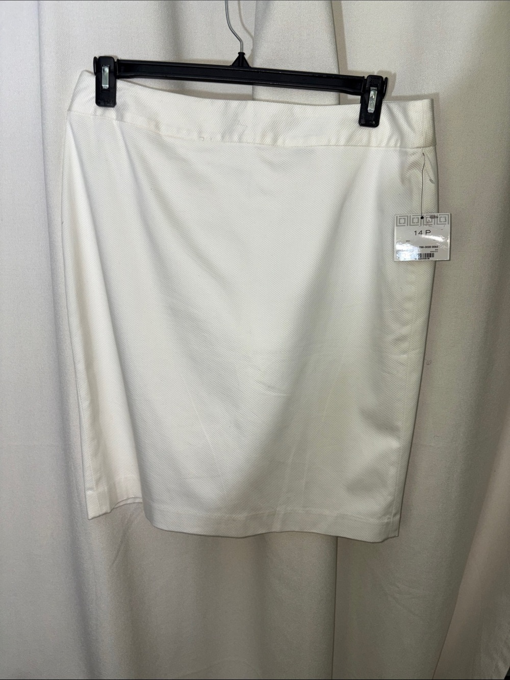 Liz Claiborne Women's Tailored White Pencil Skirt Size 14P